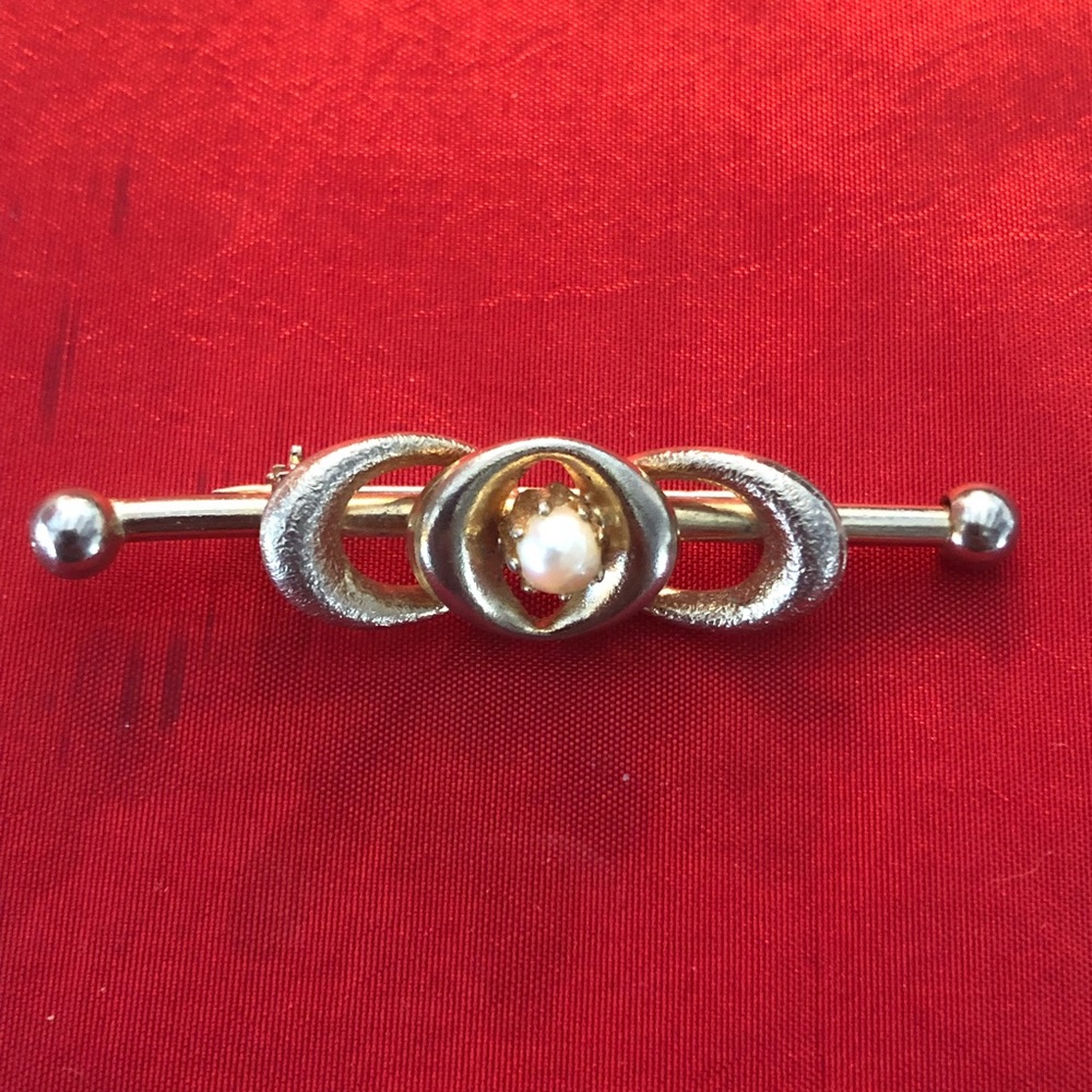 Antique Brooch With Faux Pearl